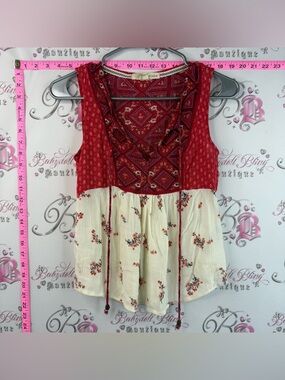 Rewind Tank Top and Cream Boho Split-Panel Sleeveless Tank